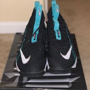 Nike lebron 15 griffey’s